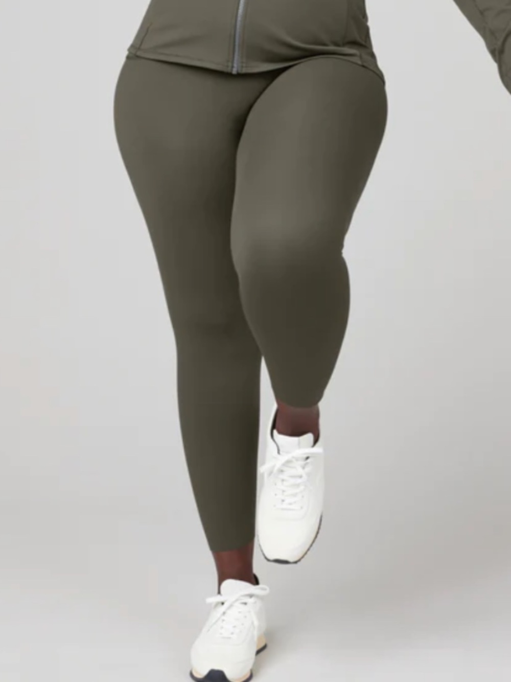 SPANX BOOTY BOOST LEGGING - DARK GREEN - SIZE MEDIUM